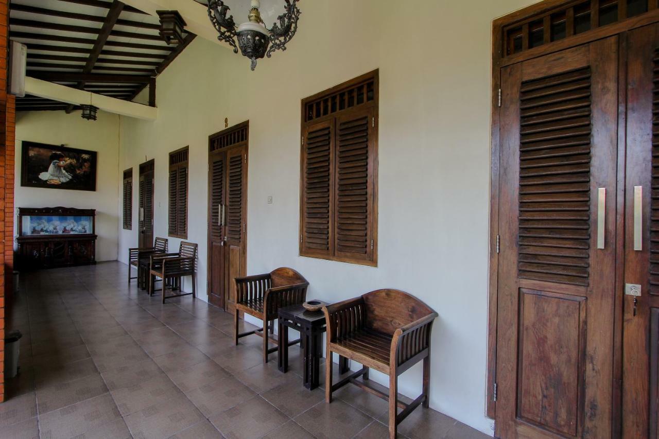 Oyo 1361 Singosari Family Residence 外南梦 外观 照片